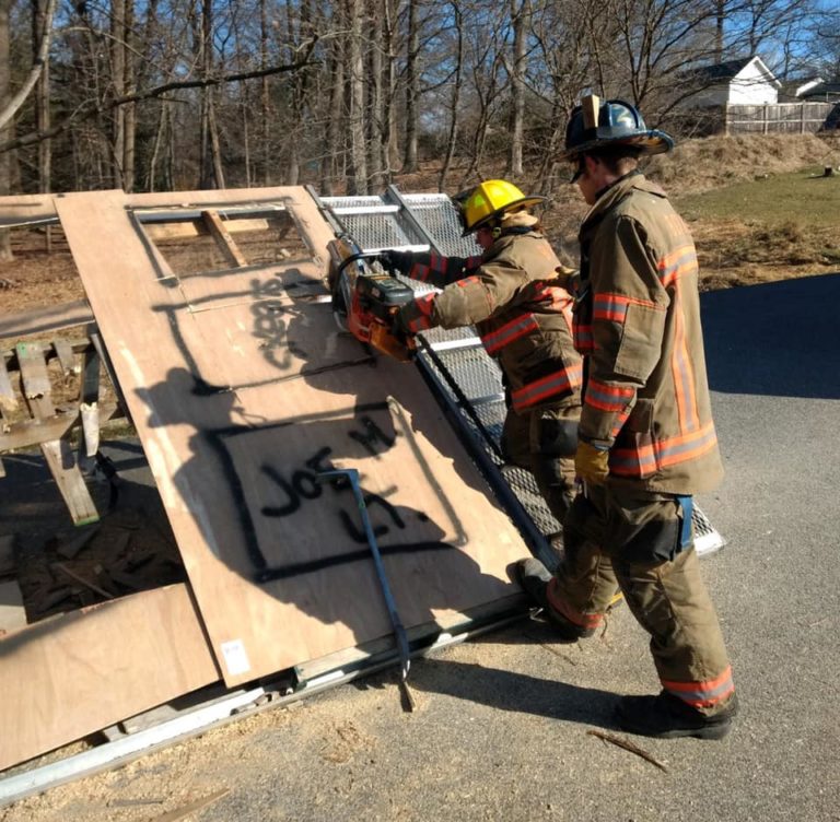 Cutting hole in roof with saw